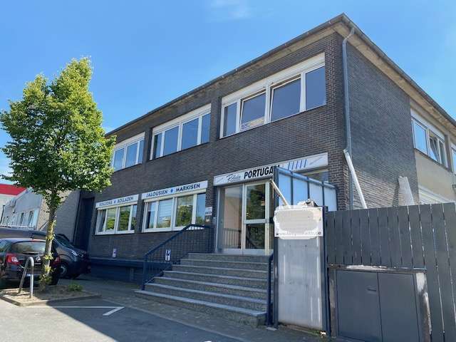 Büro in Hilden 850.000 € 1557 m²