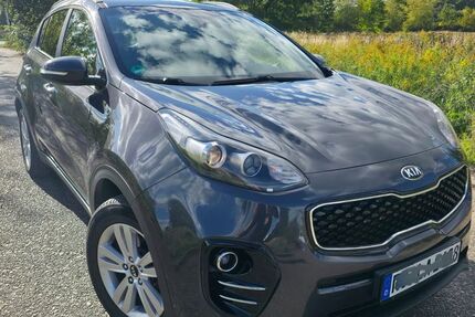 Kia Sportage 80.600 km 15.900 € Dresden 01257