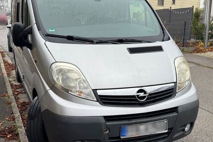 Opel Vivaro 243.003 km 2.998 € Odelzhausen 85235