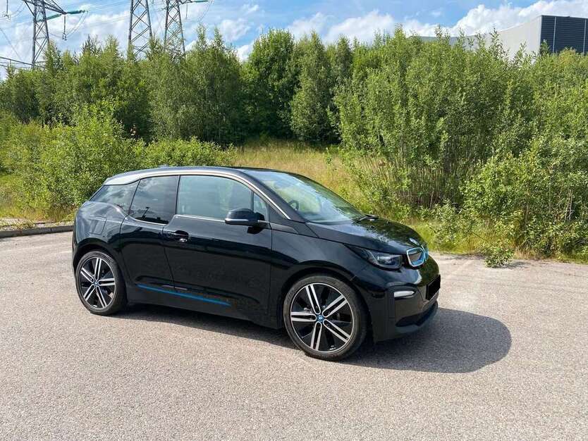 i3
