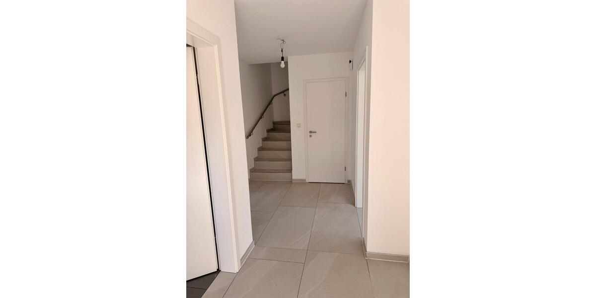 Doppelhaushälfte Sulingen - 4 Zimmer, 127 m&sup2;, 1.300&euro; | Angebot:26417059