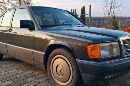 Mercedes-Benz 190 239.000 km 4.700 &euro; Ortenburg 94496