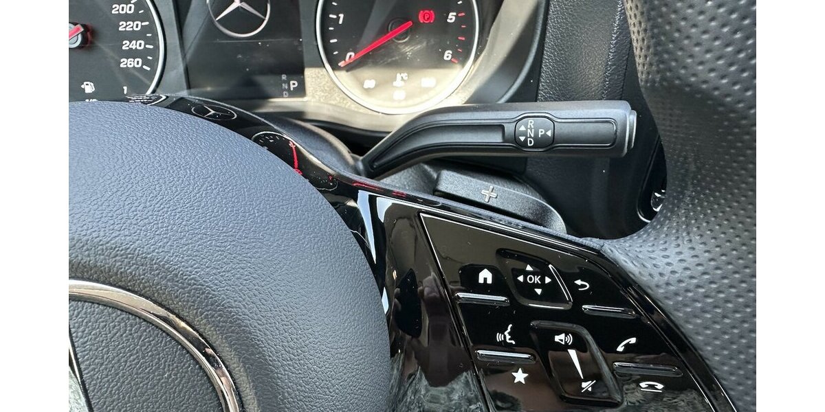 Mercedes-Benz Vito Tourer 116 CDI RWD extralang PRO 2,5 to AHK 11.364 km 49.861 &euro; Mainz 55122