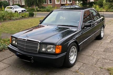Mercedes-Benz 190 97.233 km 12.500 &euro; Hamburg 22529