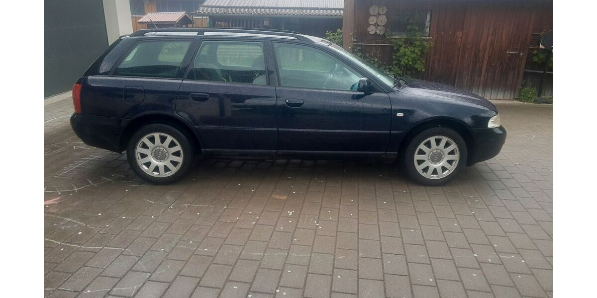 Audi A4 235.000 km 2.999 &euro; Schwäbisch gmünd 73525