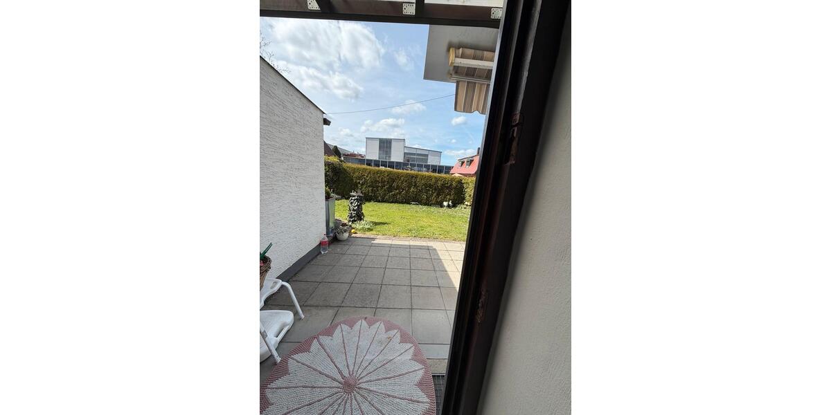 Reihenhaus Günzburg - 5 Zimmer, 140 m&sup2;, 1.500&euro; | Angebot:26062485