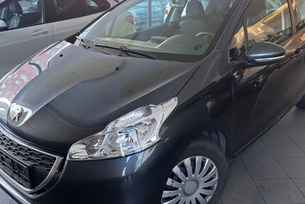 Peugeot 208 132.500 km 4.500 &euro; Laatzen 30880