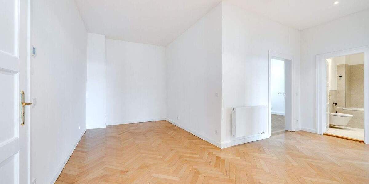 Etagenwohnung München Bogenhausen - 3 Zimmer, 126 m&sup2;, 3.500&euro; | Angebot:25562346