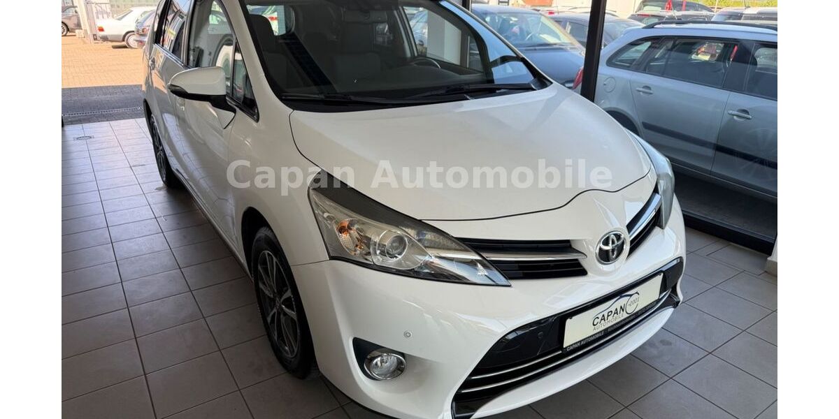 Toyota Verso 113.000 km 11.499 &euro; Kirchheimbolanden 67292