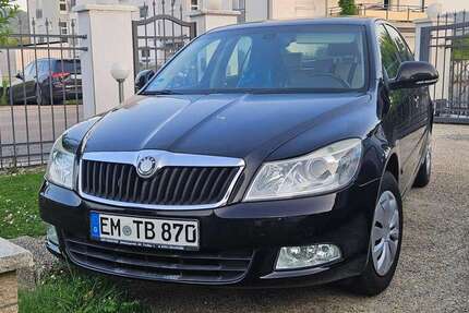 Skoda Octavia 122.000 km 3.900 &euro; Denzlingen 79211