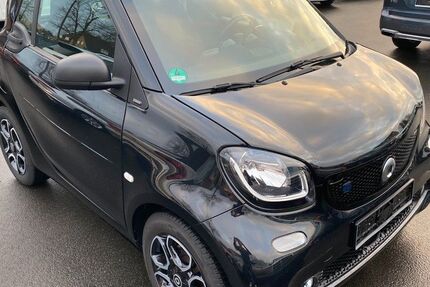 Smart ForTwo 54.000 km 7.900 € Hamm 59065