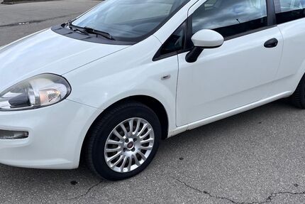 Fiat Punto Evo 189.000 km 2.475 &euro; Hausen ob Verena 78595