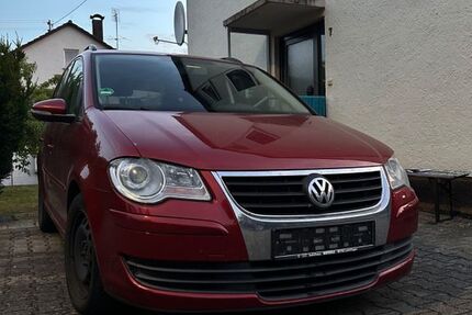 VW Touran 289.000 km 5.000 &euro; Oberderdingen 75038