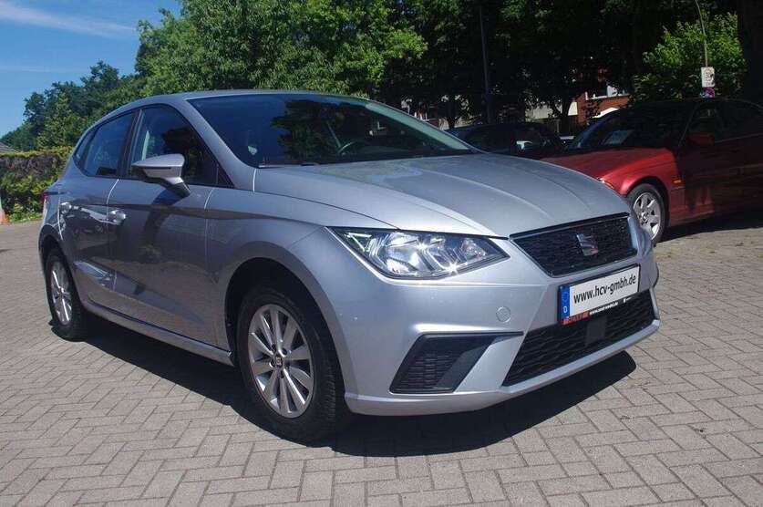 Seat Ibiza 74.000 km 8.990 € Hamburg 22547