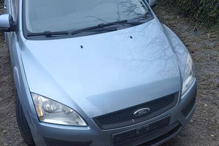 Ford Focus 89.000 km 2.499 &euro; Crailsheim 74564