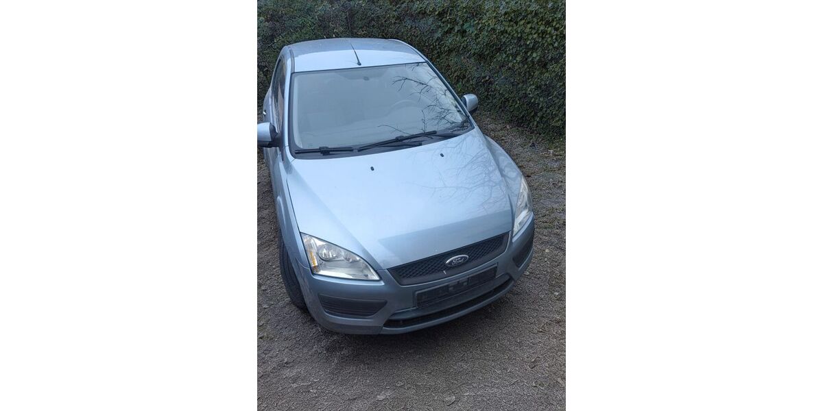 Ford Focus 89.000 km 2.499 &euro; Crailsheim 74564