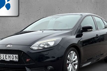Ford Focus 148.226 km 9.999 &euro; Salzbergen 48499