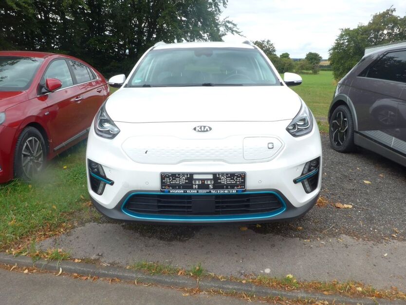 Kia Niro 95.940 km 16.990 € Hellenthal 53940