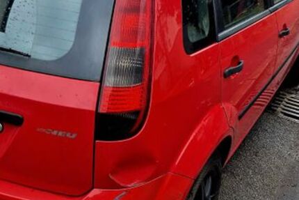 Ford Fiesta 192.000 km 600 &euro; Saarbrücken 66115