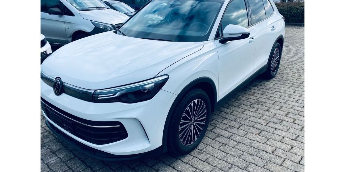 VW Tiguan 74.000 km 29.490 &euro; Donaueschingen 78166