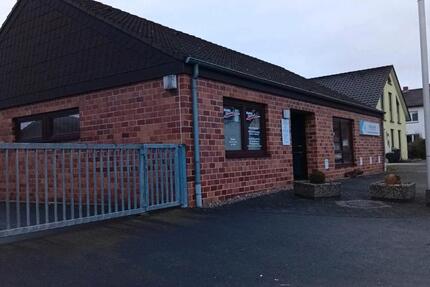 Büro-Praxisräume in Neuental