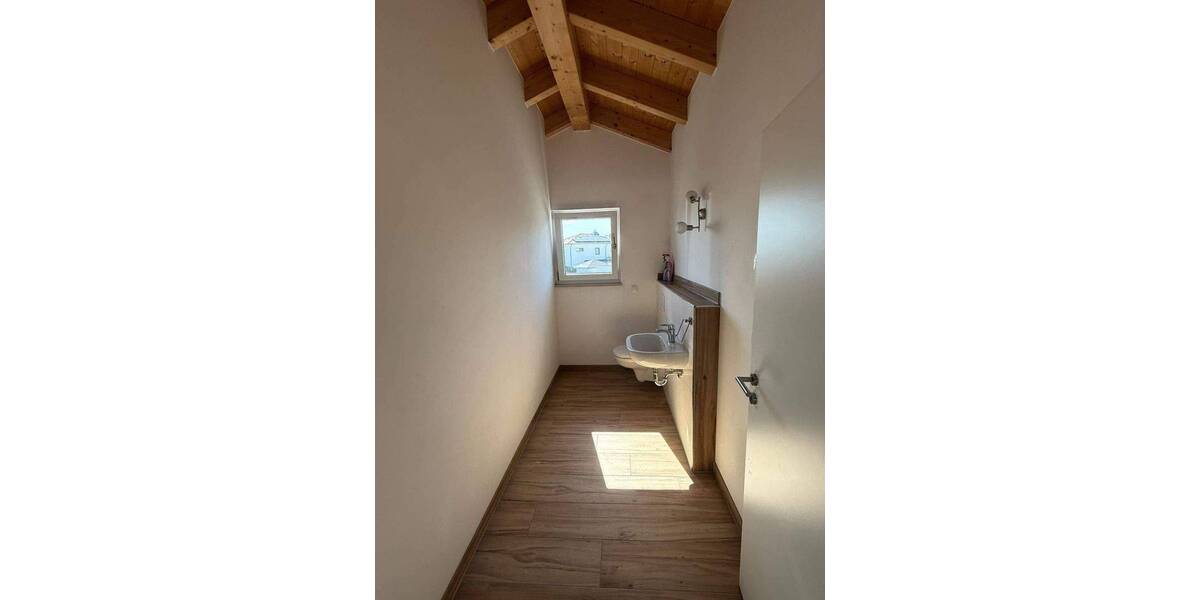 Mehrfamilienhaus, Wohnhaus Geisenhausen Feldkirchen - 7 Zimmer, 245 m&sup2;, 870.000&euro; | Angebot:26841880