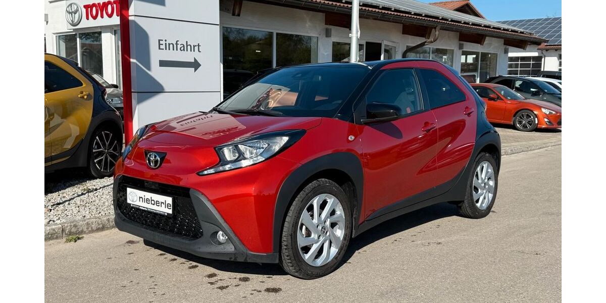 Toyota Aygo (X) 13.700 km 14.390 &euro; Germaringen 87656