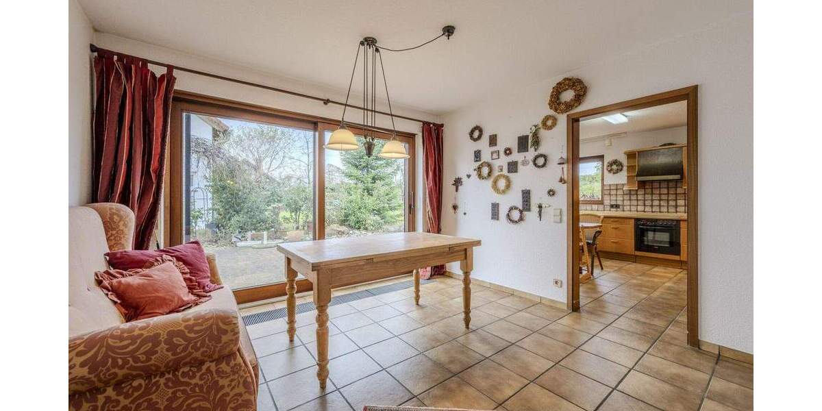 Einfamilienhaus Markgröningen / Schönbühlhof Schönbühlhof - 7 Zimmer, 227 m&sup2;, 749.000&euro; | Angebot:24452604