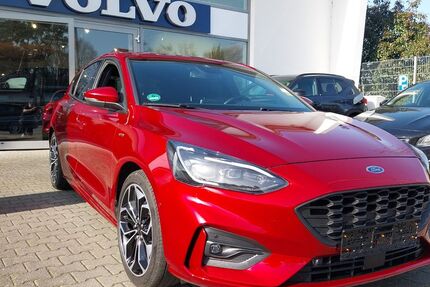 Ford Focus 74.500 km 17.900 &euro; Nordhorn 48527