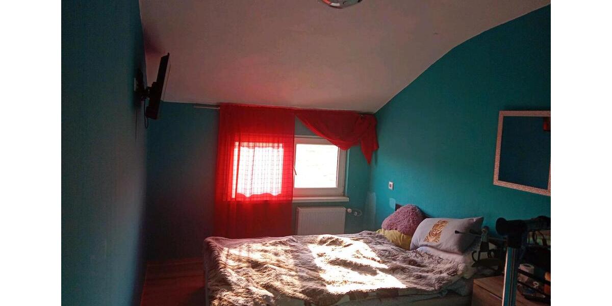 Einfamilienhaus Hamm (Sieg) - 5 Zimmer, 142 m&sup2;, 132.000&euro; | Angebot:25975746