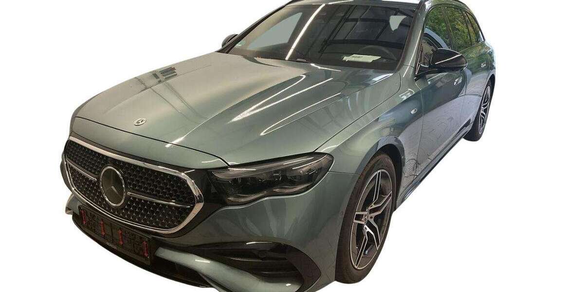 Mercedes-Benz E 300 7.400 km 52.970 &euro; Geislingen / Steige 73312