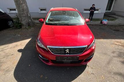 Peugeot 308 186.000 km 5.800 &euro; Friedberg 61169