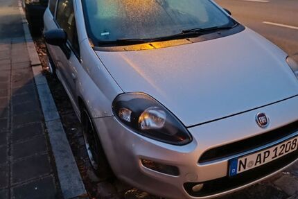Fiat Punto 81.000 km 2.900 &euro; Nürnberg 90451