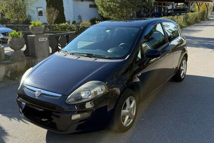 Fiat Punto 127.000 km 2.800 &euro; Neuhaus 94152