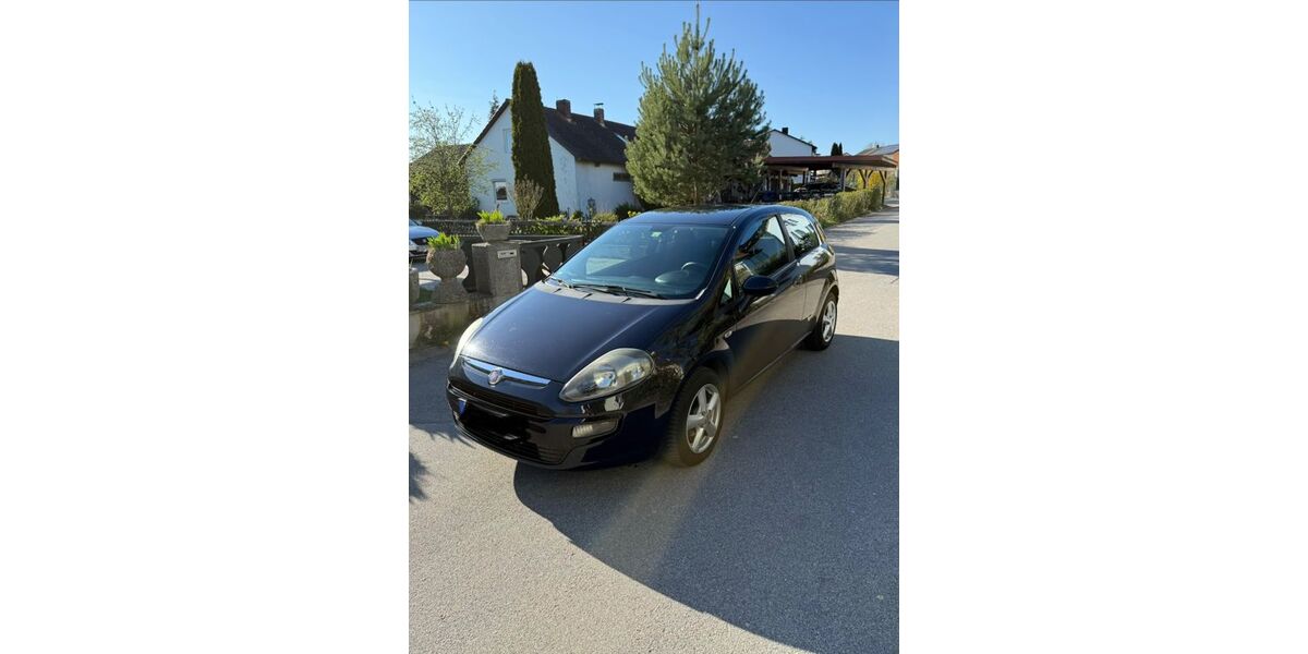 Fiat Punto 127.000 km 2.800 &euro; Neuhaus 94152
