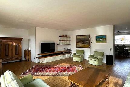 4 Zimmer Wohnung, möbiliert, typischer Bungalowschnitt, sehr gute Wohnlage [Westend] 4 zimmer