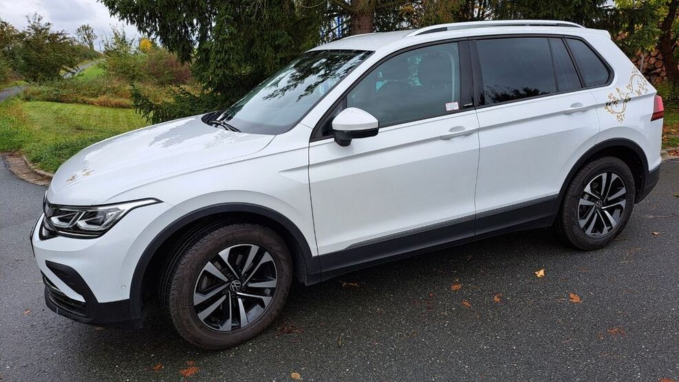 VW Tiguan 31.200 km 28.400 € Trogen 95183