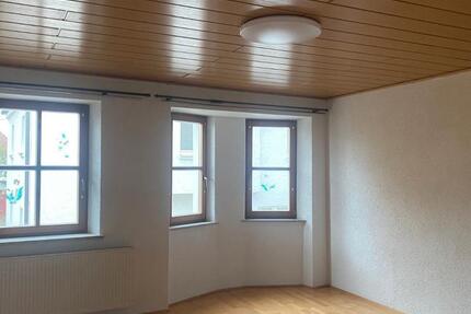 Wohnung Pressath - 3 Zimmer, 105 m&sup2;, 850&euro; | Angebot:26388068
