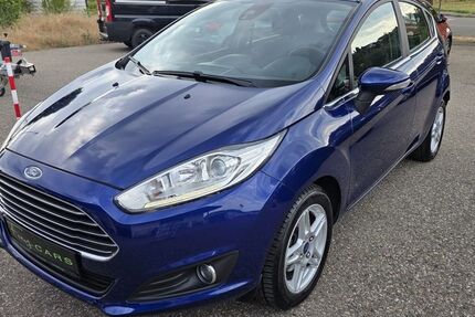 Ford Fiesta 126.771 km 5.270 &euro; Balingen 72336