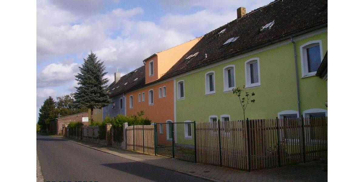 Mehrfamilienhaus, Wohnhaus Hohenmölsen - 25 Zimmer, 550 m&sup2;, 360.000&euro; | Angebot:26956887