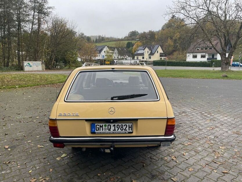 230