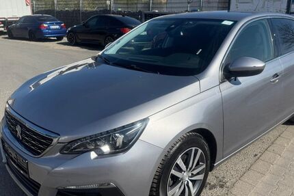 Peugeot 308 96.000 km 10.990 &euro; Gelsenkirchen 45884
