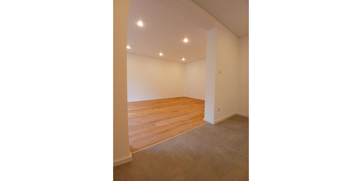 Hochparterre Trier Kürenz - 4 Zimmer, 94 m&sup2;, 449.000&euro; | Angebot:27442444