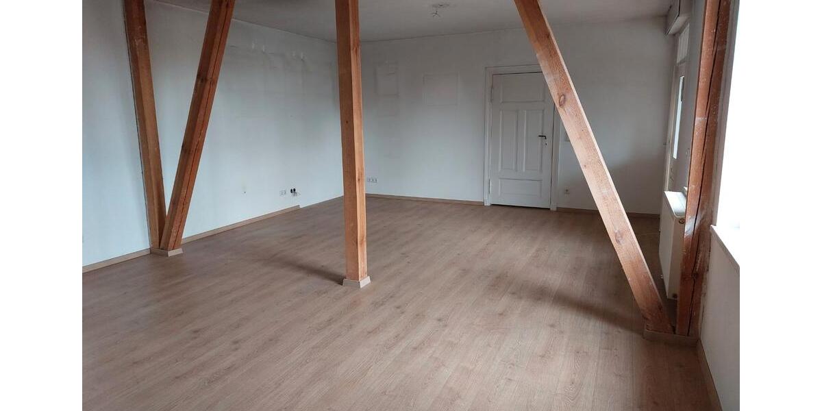Bauernhaus, Landhaus Löwenberger Land - 6 Zimmer, 300 m&sup2;, 2.500&euro; | Angebot:26114392