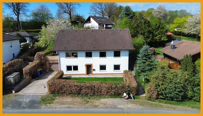 Mehrfamilienhaus, Wohnhaus Schwalmstadt / Florshain Florshain - 6 Zimmer, 180 m&sup2;, 189.500&euro; | Angebot:26806750