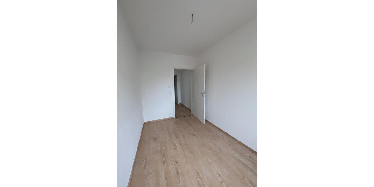 Reihenhaus Delitzsch - 5 Zimmer, 135 m&sup2;, 1.499&euro; | Angebot:25550897