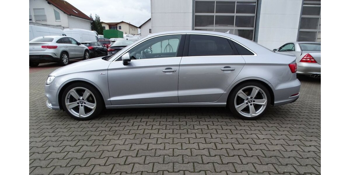 Audi A3 35 2,0l TDI S-Line Paket, Navi, Klimaauto., PDC 123.848 km 15.490 &euro; Rodgau 63110