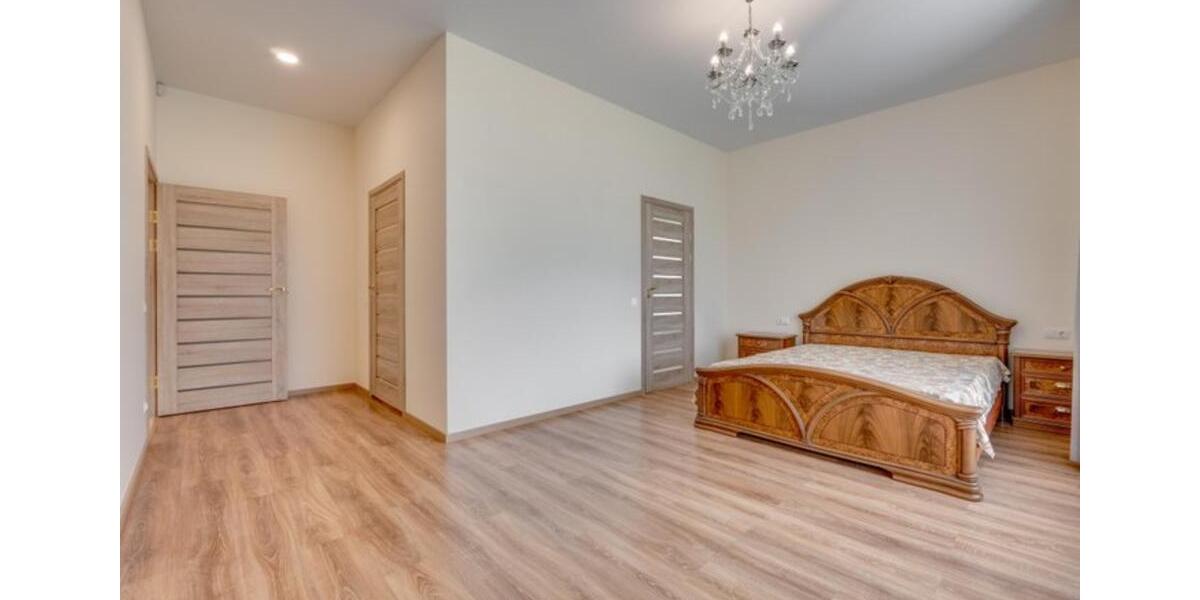 Einfamilienhaus Burgwedel - 4 Zimmer, 282 m&sup2;, 1.950&euro; | Angebot:25083624