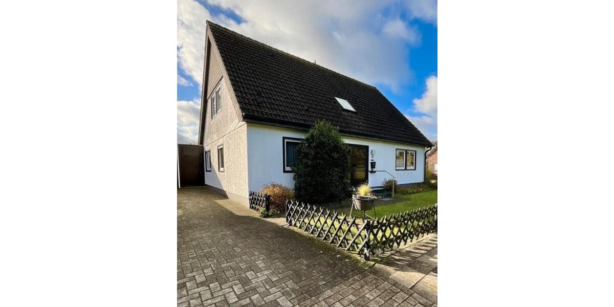 Dachgeschoßwohnung Lingen (Ems) - 3 Zimmer, 70 m&sup2;, 750&euro; | Angebot:26689002
