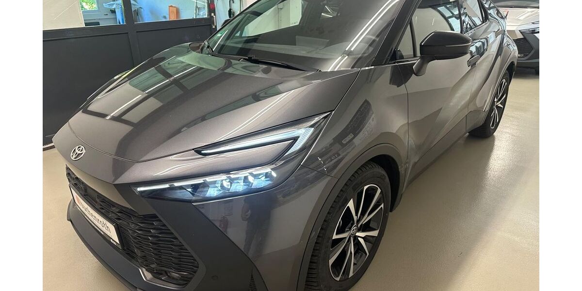 Toyota C-HR 9.781 km 25.990 &euro; LEONBERG 71229